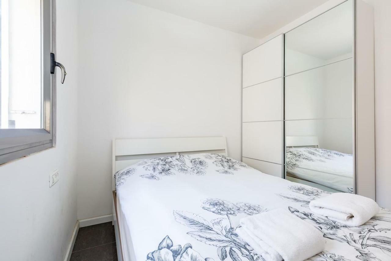 75 négyzetméteres, 2 hálószobás Apartman 2 fürdőszobával Beach Környéke területén Tel-Aviv Kültér fotó